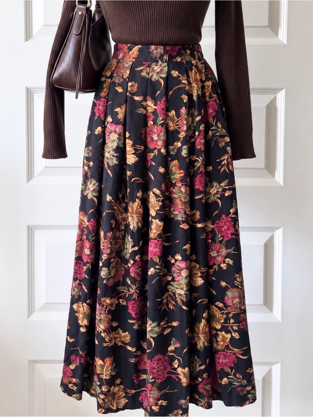 Vintage 90s Worthington Dark Academia Floral Rayon Maxi Skirt